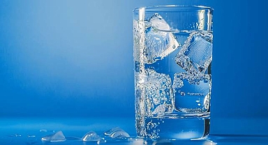 Soğuk Su Sizin İçin Kötü Mü? Faydaları ve Riskleri Araştırıldı