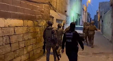 Urfa’da Uyuşturu Tacirlerine Darbe! Çok Sayıda Şahıs Tutuklandı