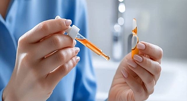 Ampul mü Serum mu? Cildiniz İçin En İyi Ürünü Nasıl Seçersiniz?