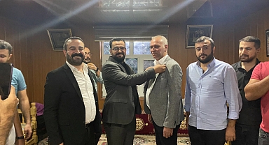 Belediye Meclis Üyesi AK Parti'den İstifa Edip YRP'ye Geçti