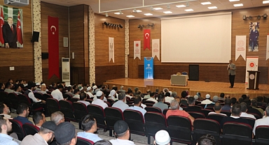 Urfa Müftülüğü Aile Konulu Konferans Düzenledi