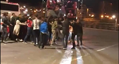 Urfa'da Pes Dedirten KAVGA! Asker Uğurlaması Kavgaya Dönüştü
