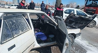 Şanlıurfa’da Seyir Halindeki Araçta Korkutan Yangın!