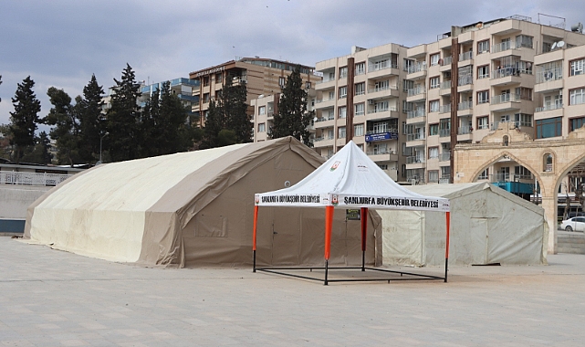 Büyükşehir Belediyesi, Ramazan Boyunca İftar Çadırlarıyla Halkın Yanında