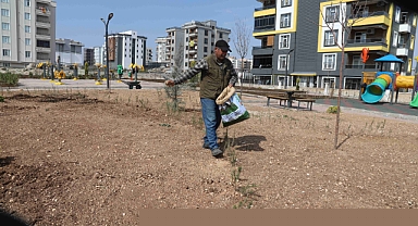 Karaköprü’de Yaz Hazırlığı! Yeni Parklar Çimlendiriliyor