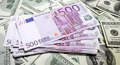 Serbest Piyasada Dolar ve Euro Fiyatları Hızla Değişiyor
