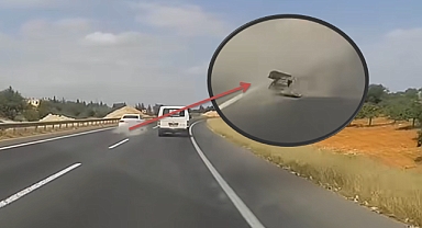 Şanlıurfa’da Yolda Kopan Araç Parçası Sürücüleri Zor Anlar Yaşattı