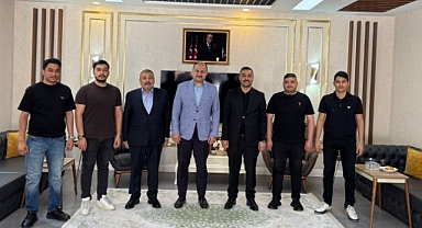 Başkan Gülpınar'dan MHP Siverek İlçe Başkanı Fettahlı'ya Ziyaret!