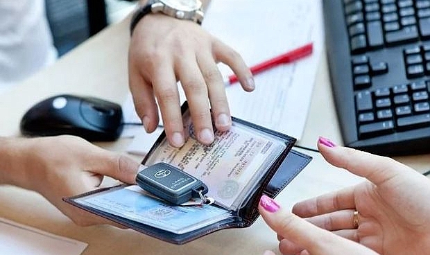 İkinci El Otomotiv Piyasasında Sert Fren! Kurallar 2026’ya Uzatıldı