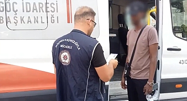 Türkiye Genelinde Düzensiz Göçe Geçit Yok, 572 Göçmen Yakalandı!