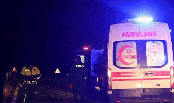 Gaziantep-Şanlıurfa Otoyolu’nda Feci Kaza! 2 Kadın Hayatını Kaybetti, 8 Yaralı