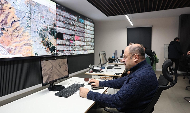 Başkan Kasım Gülpınar, Karla Mücadele İçin Sahada: 