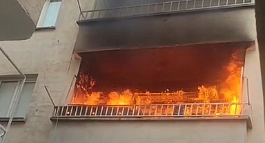 Şanlıurfa'da Apartman Dairesinde Çıkan Yangın Paniğe Neden Oldu