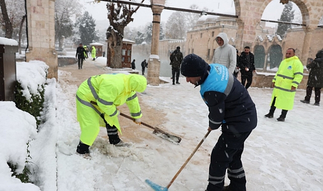 Şanlıurfa’da Kar Yağışı Başladı, Başkan Kuş Teyakkuzda!