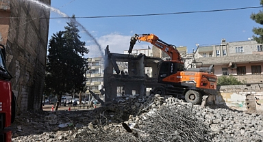 Büyükşehir’den Ulaşıma Nefes Aldıran Hamle! 59 Bağımsız Yapı Yıkıldı