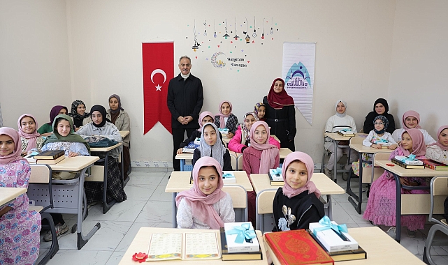 Eyyübiye’de Kur’an Sevinci Çocuklar Tablet ve Ödüllerle Mutlu Oldu!