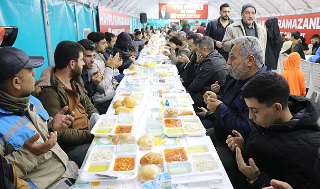 Haliliye’de Ramazan Boyunca İlahi Dinletileri ve Mahalle Etkinlikleri Sürüyor