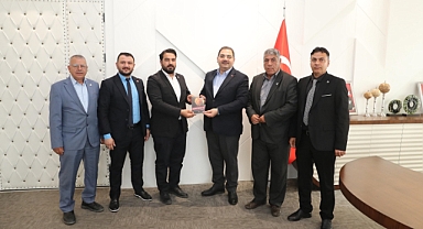 Başkan Yıldız ve Parti Üyeleri Başkan Canpolat’ı Ziyaret Etti