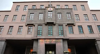 Kara Kuvvetleri Helikopteri Eğitim Uçuşunda Kaza Geçirdi