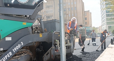Şanlıurfa Büyükşehir Belediyesi Hizmetleriyle Dikkat Çekiyor! İşte O Caddenin Asfalt Yenilendi